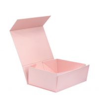 Wholesale Custom Luxury printed pink  bridesmaid gift box